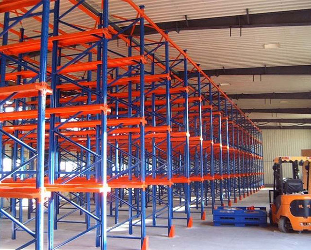 Drive In Lightweight Pallet Racking