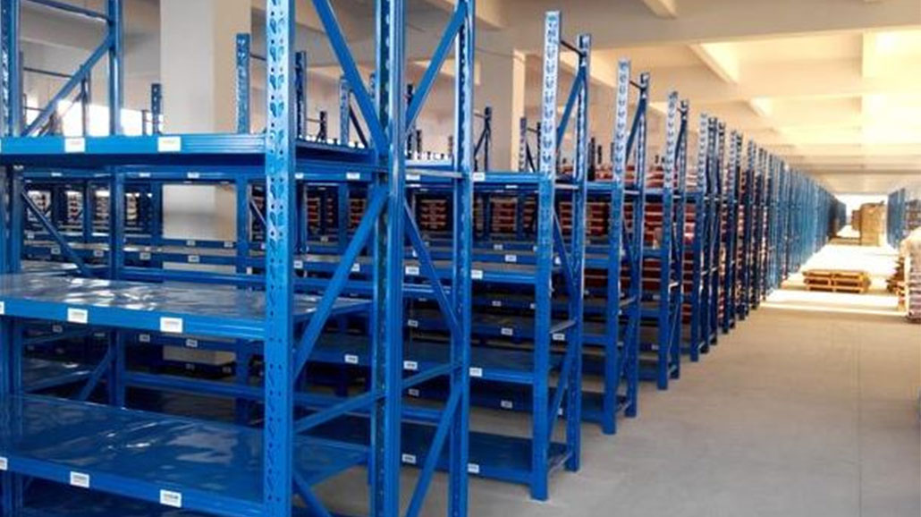 wide span storage racks