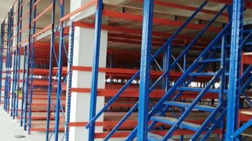 warehouse shelving layout