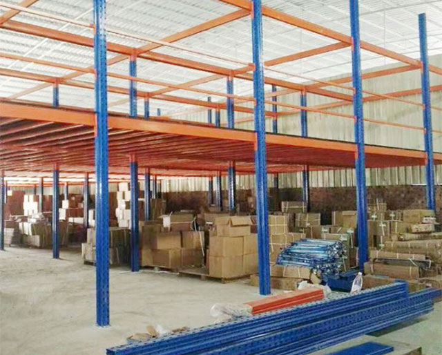 With Ladder Mezzanine Racking