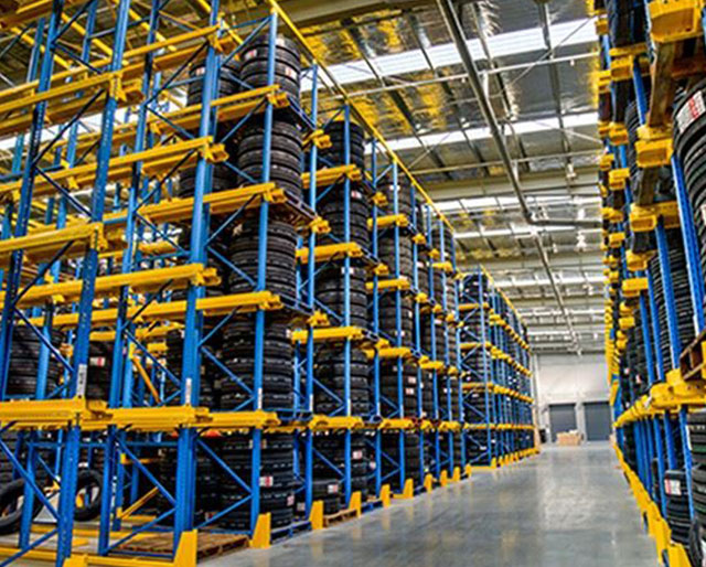 Cold Warehouse Storage Drive In Racks