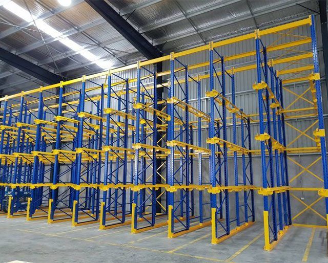 Drive In Pallet Racking System For Factory Warehouse