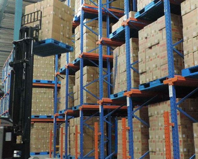 Drive In Pallet Racking Storage System