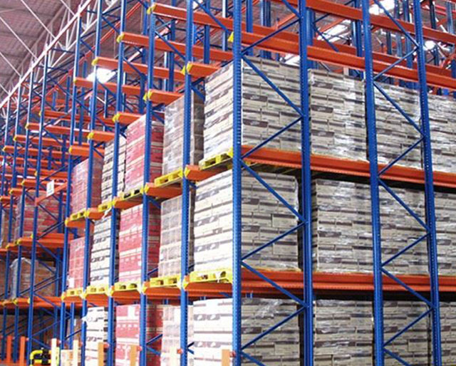 Heavy Duty Pallet Drive in Racking