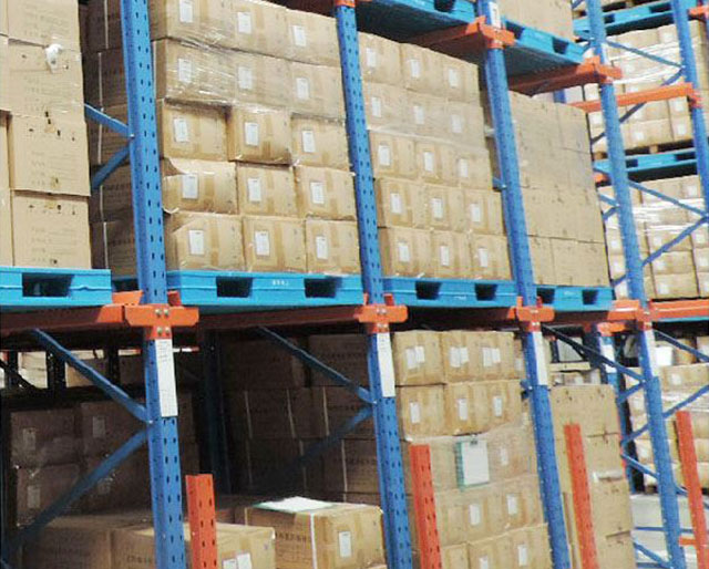 Warehouse Drive In Pallet Racking Storage