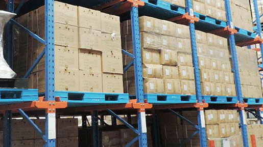 white pallet racking