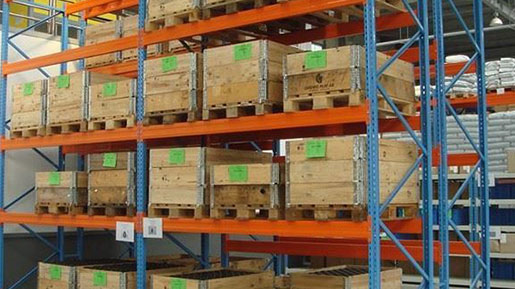 selective pallet racking system