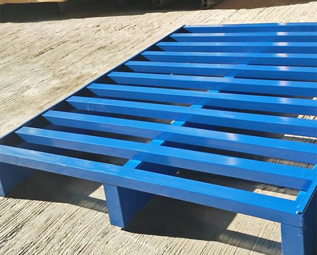 Industrial Custom Metal 4 Way Iron Pallet