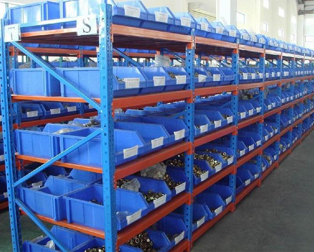 Adjustable Heavy Duty Industrial Shelving Systems