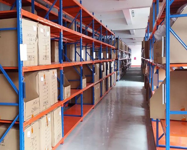 Llight Duty Storage Longspan Steel Shelves
