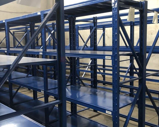 Warehouse Medium Shelving Rack