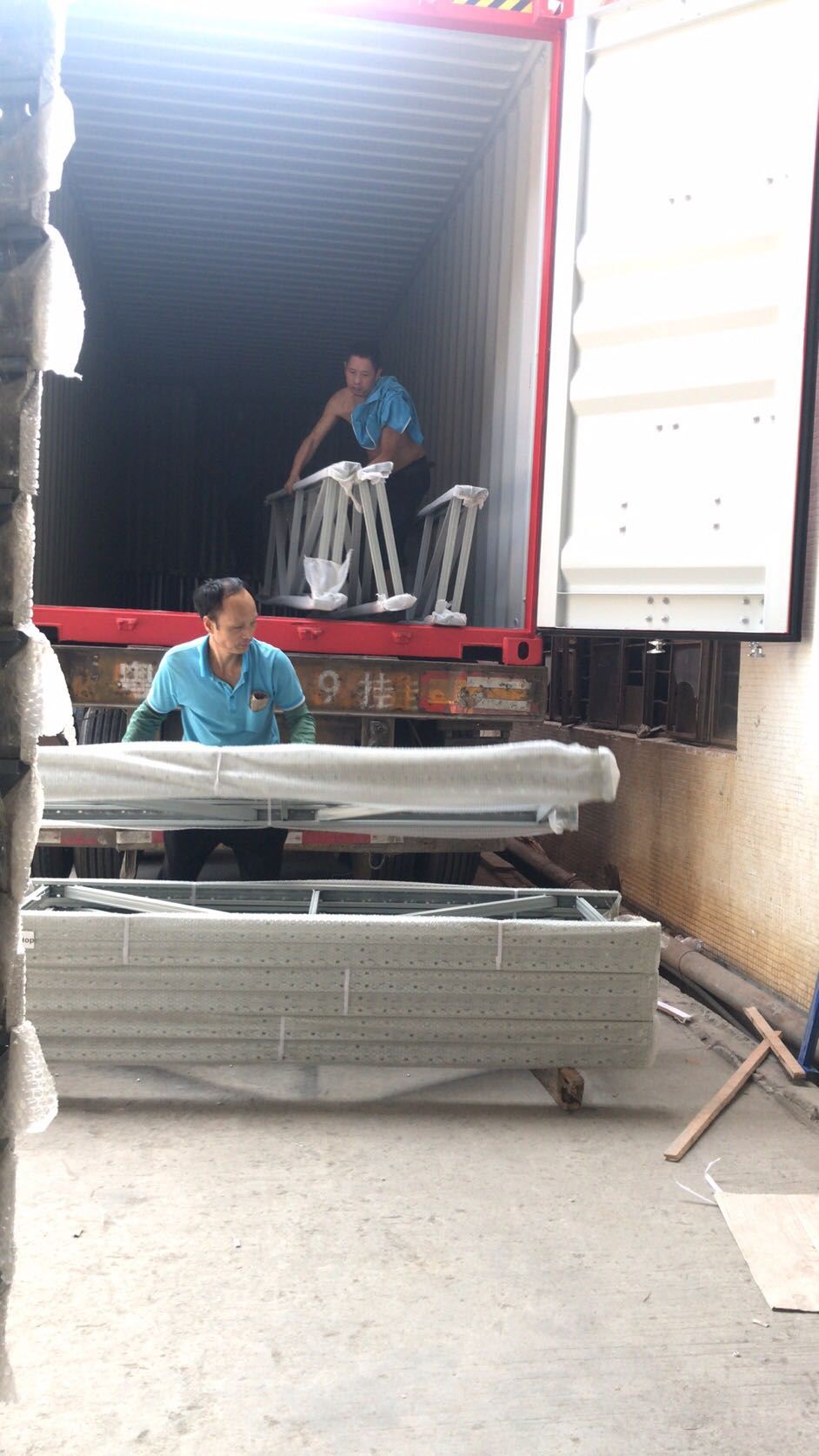 200KG Industrial Widespan Factory Racking Systems Export To Thailand 1