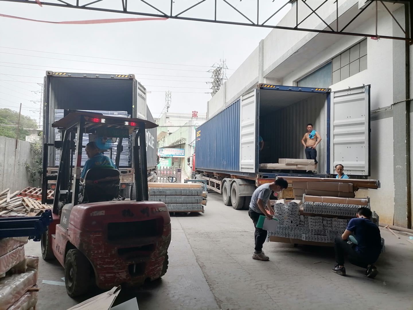 200KG Industrial Widespan Factory Racking Systems Export To Thailand 2